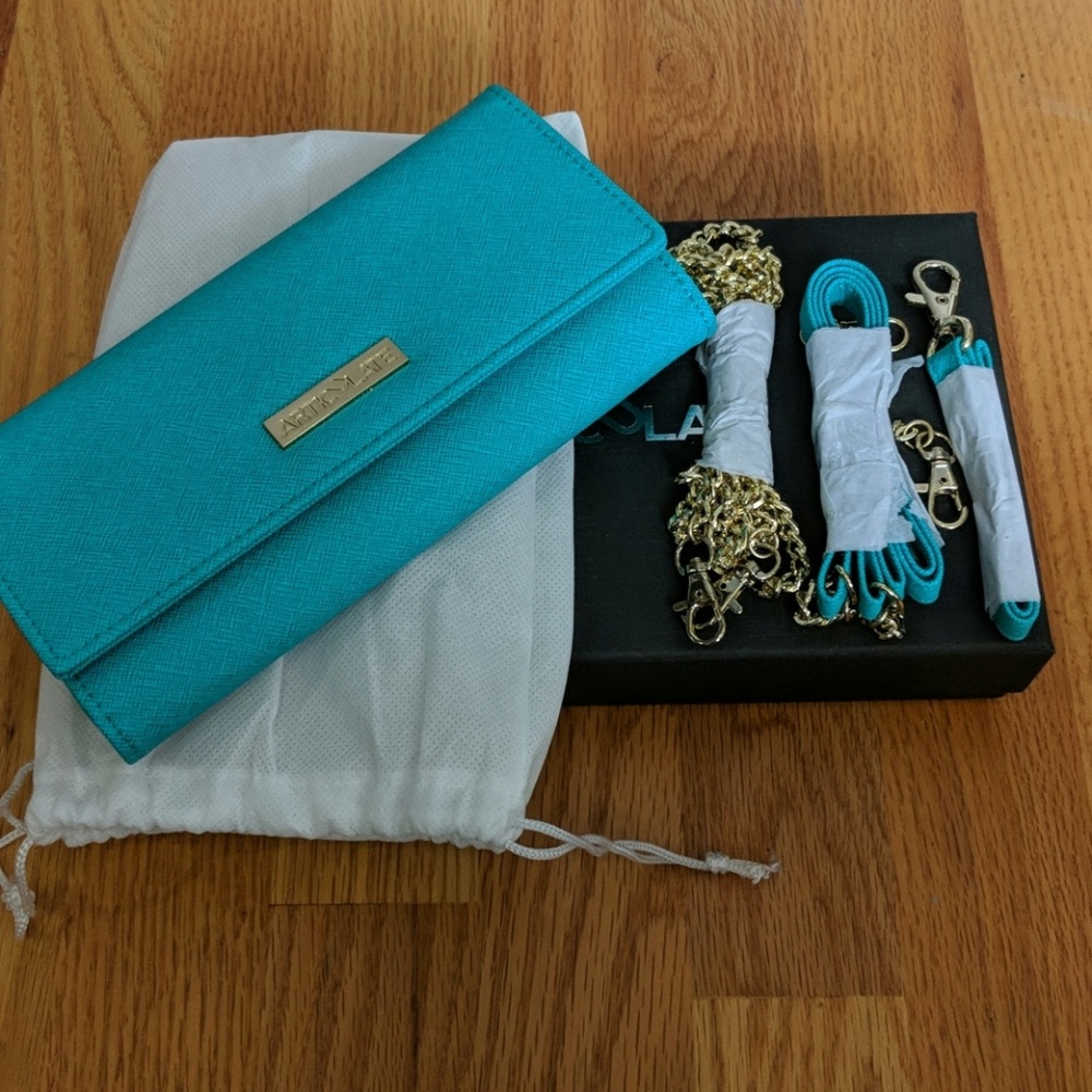 Purse/Wrislet/Wallet